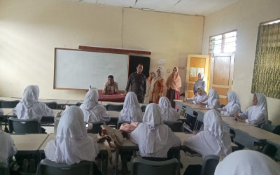 GUNAKAN APLIKASI ZIPGRADE. MTSN AMBON ADAKAN UJIAN SEMESTER AKHIR DALAM JARINGAN